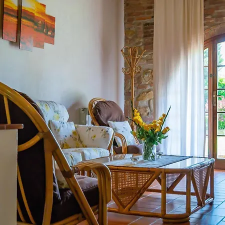 Renovated Barn With Terrace And Shared Pool Apartment Montaione