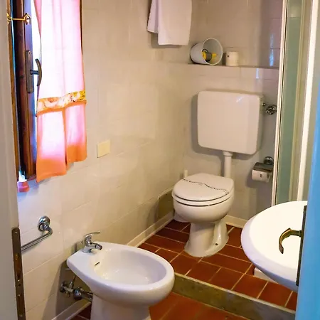 Renovated Barn With Terrace And Shared Pool 아파트